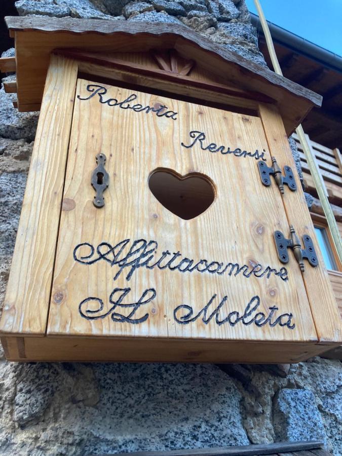 Il Moleta Affittacamere 발비도-랑고 외부 사진